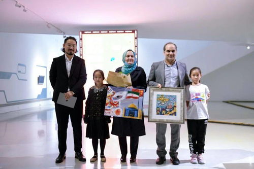 星空中的銀河派對(duì) 2021童年盛繪成果展拉開(kāi)帷幕